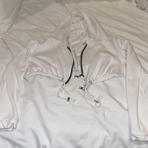White cropped sweatshirt